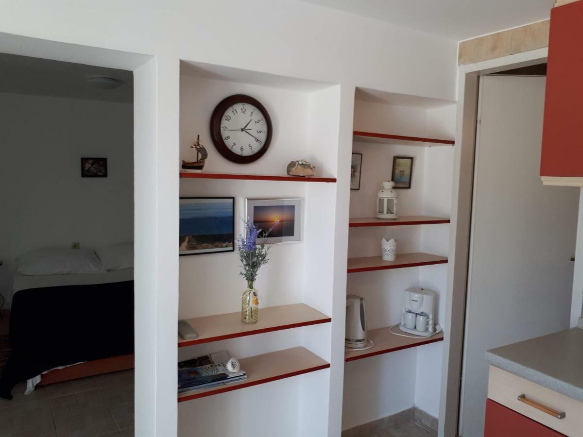Apartments Marzic Pag Town Exterior foto